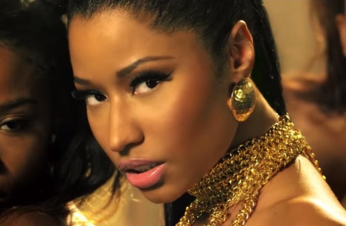 Female artists increasingly portrayed with sexually suggestive ... Female artists increasingly portrayed with sexually suggestive ...